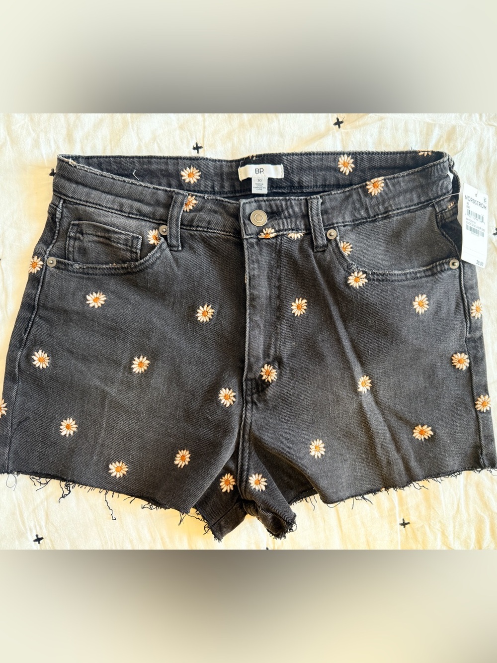 NWT Nordstrom Daisy Embroidered High Waist Cutoff Festival Denim Shorts by BP